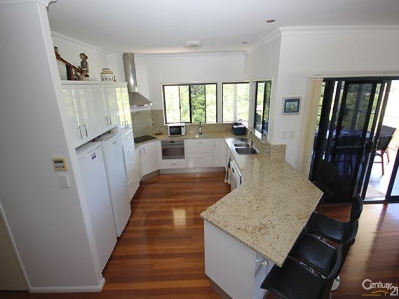 7 Yeppoon Crescent, Yeppoon QLD 4703