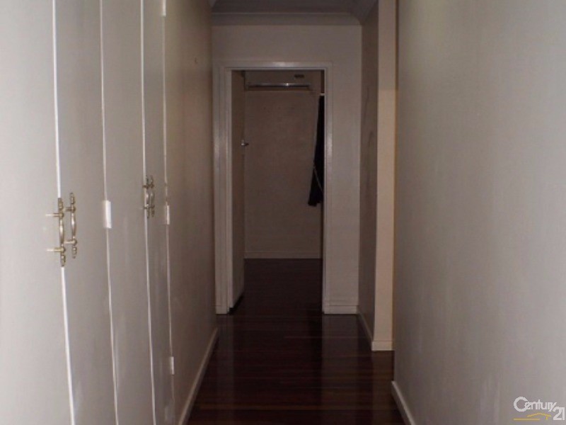 261  Carlton Street, Kawana QLD 4701