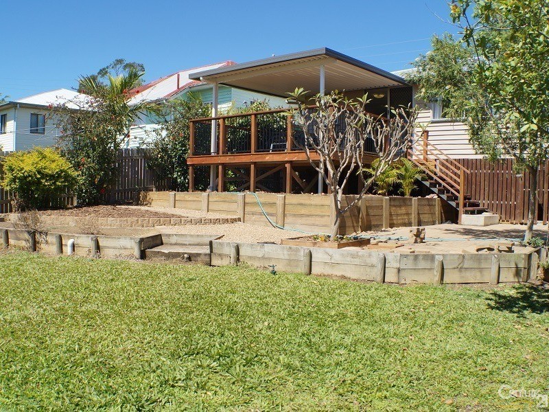 35 Card Street, Berserker QLD 4701