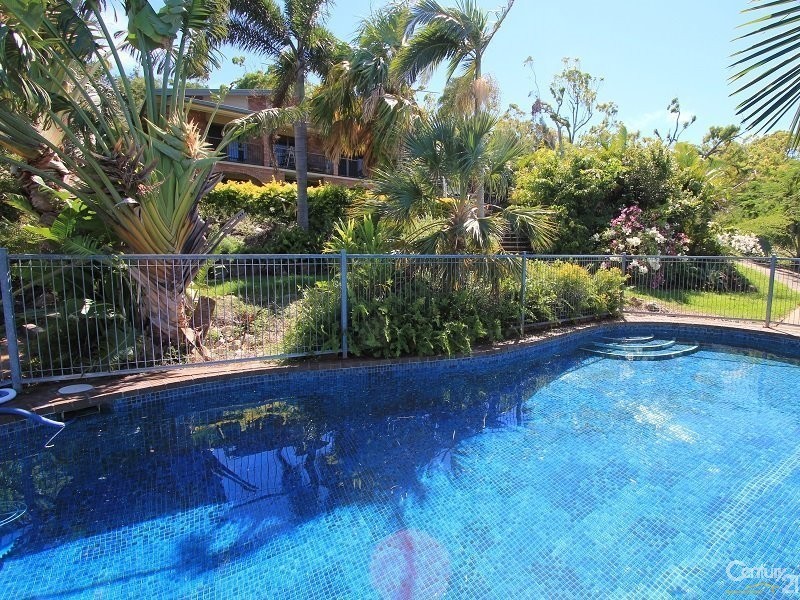 5 Clair Court, Taranganba QLD 4703
