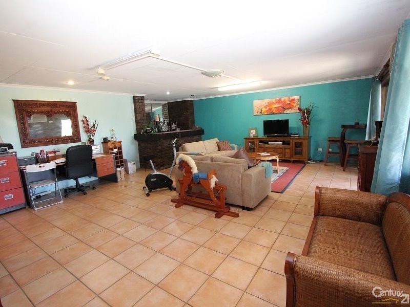 5 Clair Court, Taranganba QLD 4703