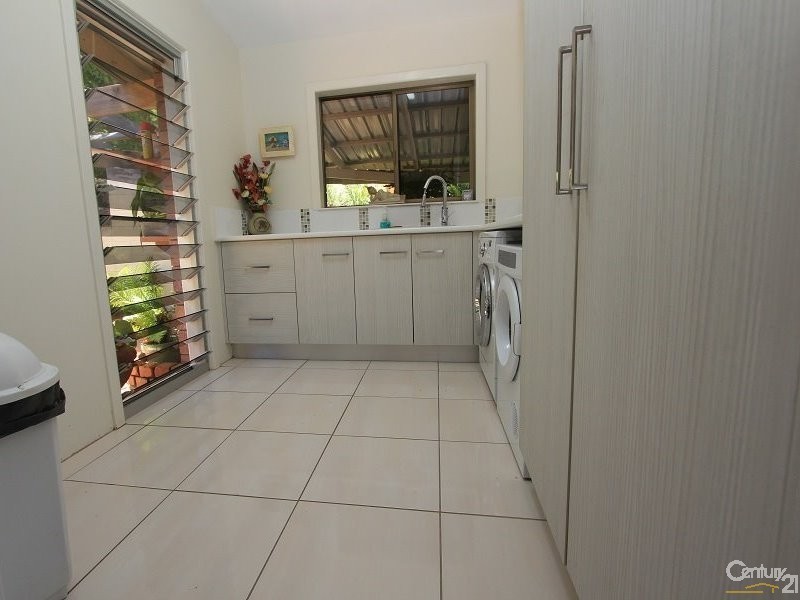 5 Clair Court, Taranganba QLD 4703