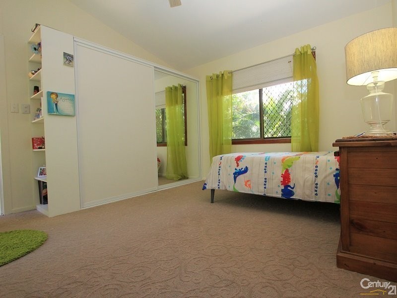 5 Clair Court, Taranganba QLD 4703