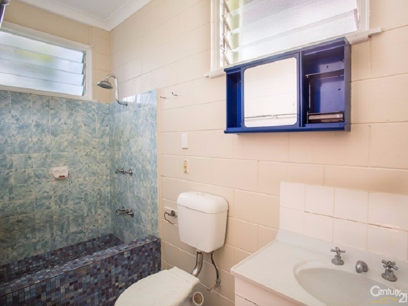 17 Ferguson Street, Emu Park QLD 4710