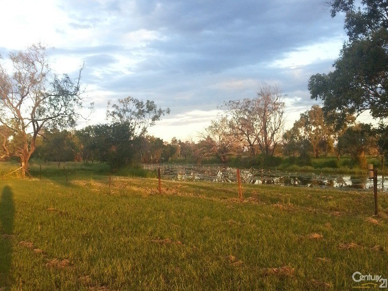 61 Old Gracemere Road, Fairy Bower QLD 4700