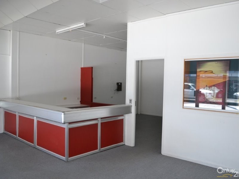 27  East St, Rockhampton City QLD 4700