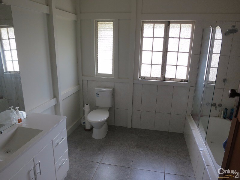 107 Nobbs St, Berserker QLD 4701