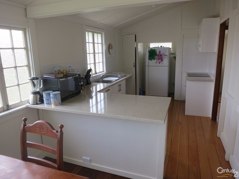 107 Nobbs St, Berserker QLD 4701