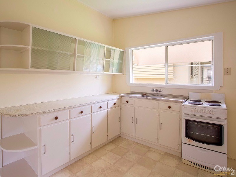 23A Main Street, Park Avenue QLD 4701