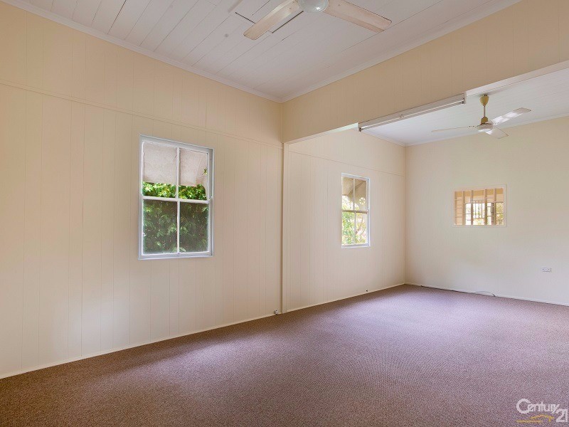 23A Main Street, Park Avenue QLD 4701