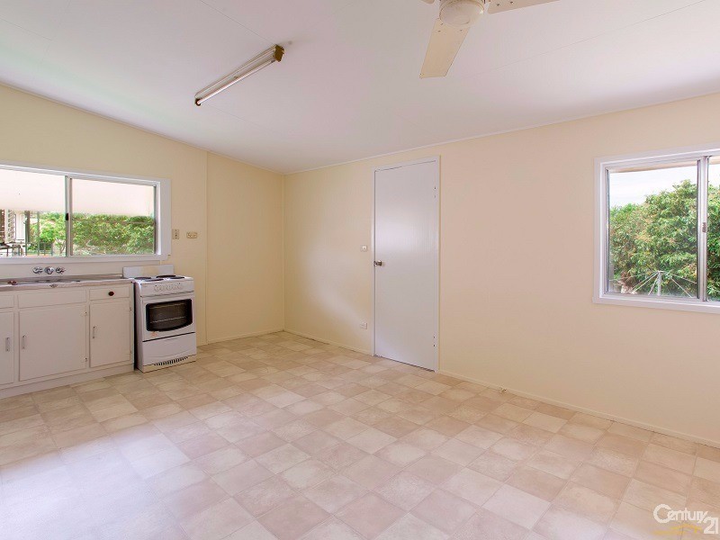 23A Main Street, Park Avenue QLD 4701