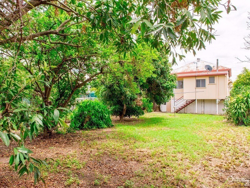 23A Main Street, Park Avenue QLD 4701