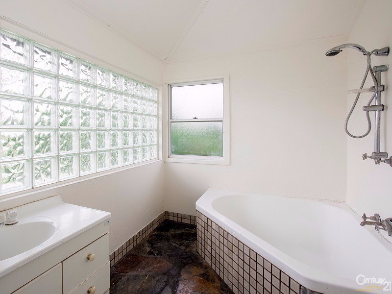 24 Wedel Road, Alton Downs QLD 4702