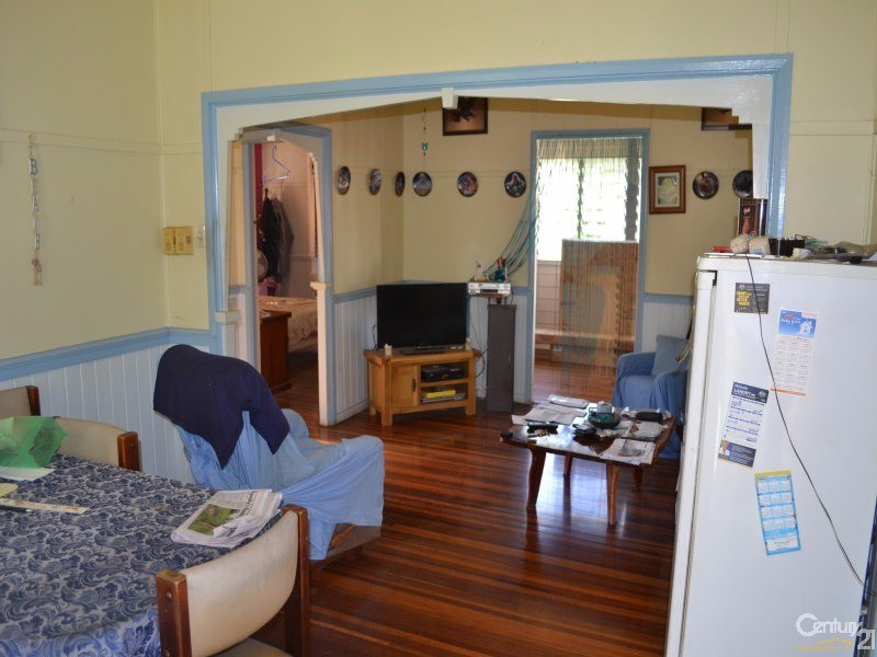 24 Burnett Street, Berserker QLD 4701