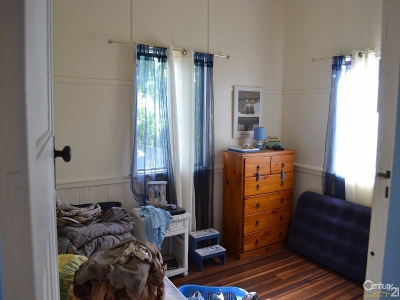 24 Burnett Street, Berserker QLD 4701