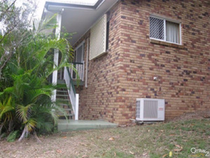 2/21  MacGregor, The Range QLD 4700