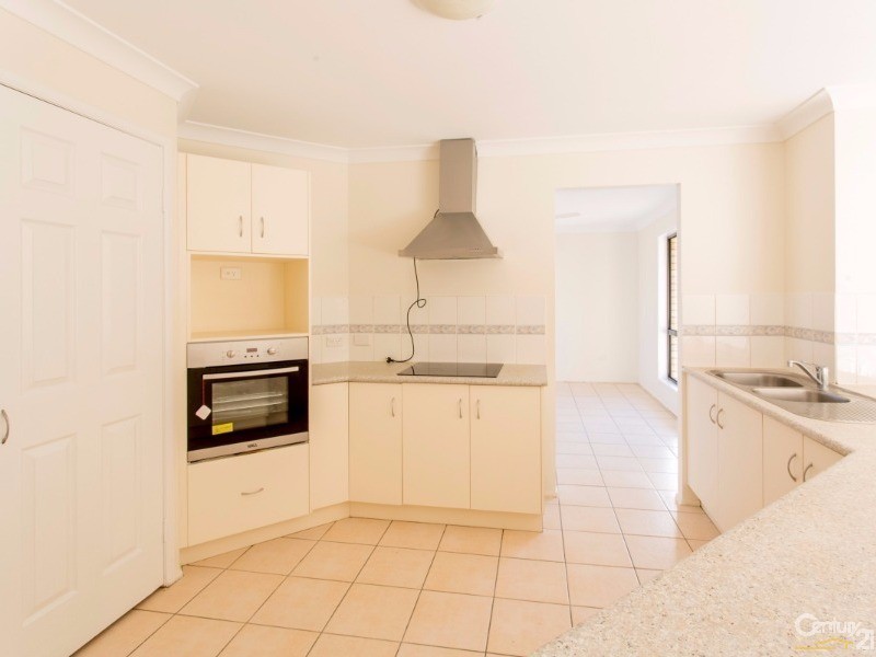 1 Patella Place, Zilzie QLD 4710