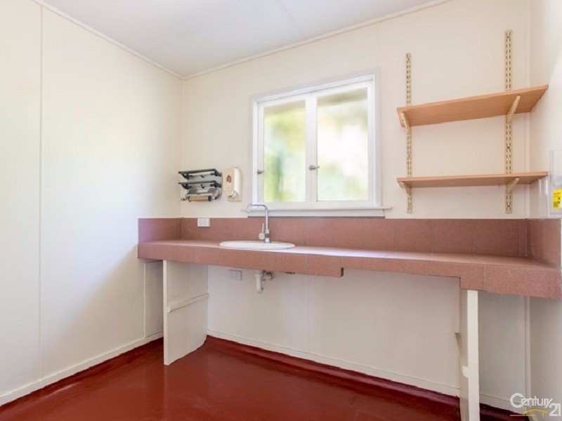 240 Farm Street, Kawana QLD 4701