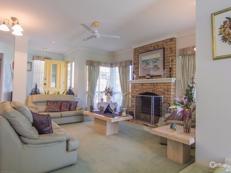 16  Berkelman Street, Frenchville QLD 4701