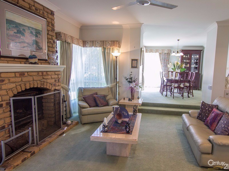 16  Berkelman Street, Frenchville QLD 4701