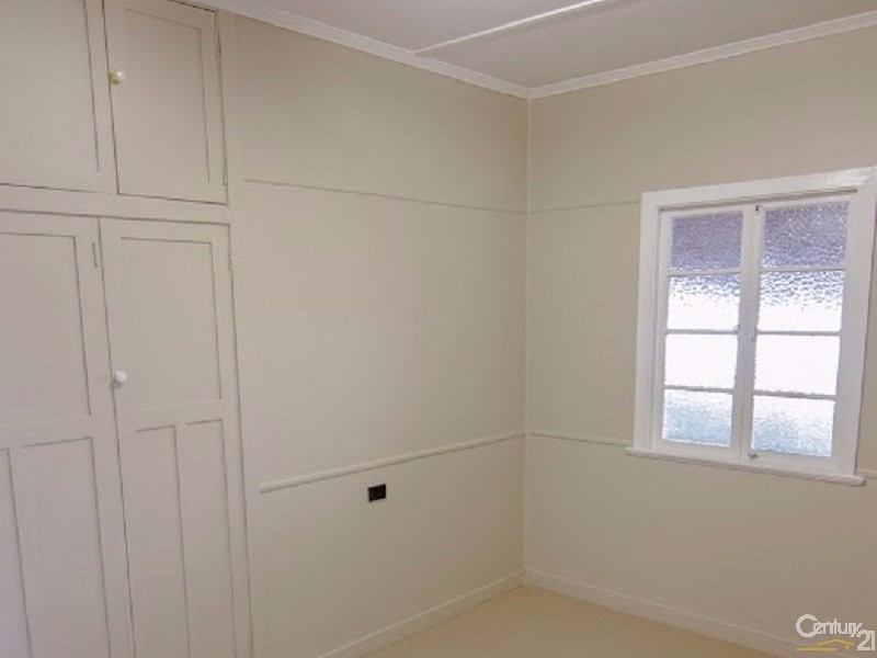 46 Hamilton Ave, Wandal QLD 4700