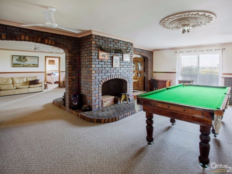 89 Boys Road, Alton Downs QLD 4702