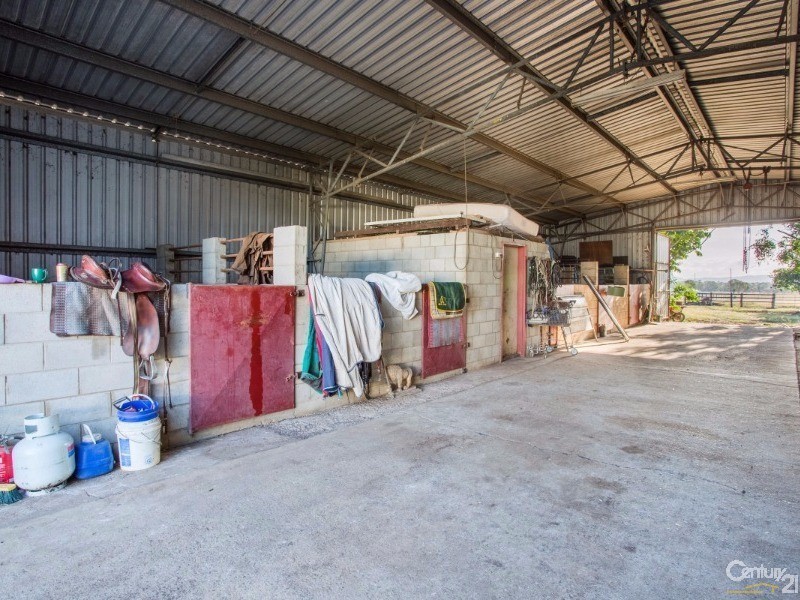 89 Boys Road, Alton Downs QLD 4702