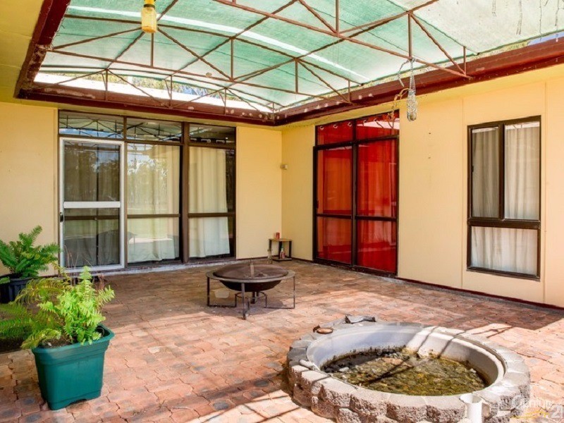 5 Hardy Road, Bouldercombe QLD 4702