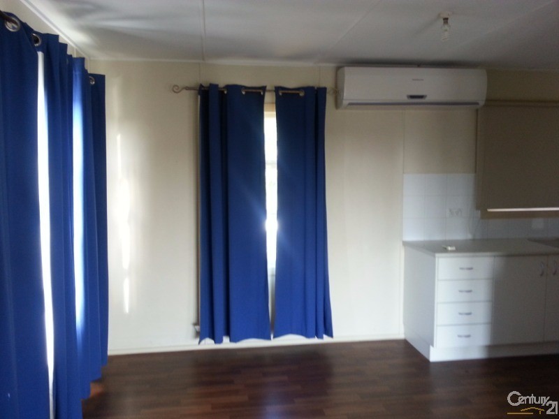 40 Hinchliff Street, Kawana QLD 4701