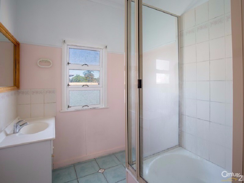 127 Talbot Street, Berserker QLD 4701