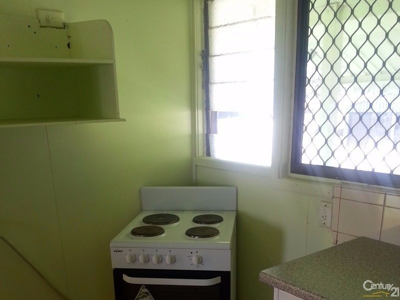 111 High Street, Berserker QLD 4701