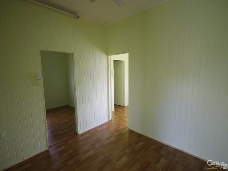 153 High St, Berserker QLD 4701