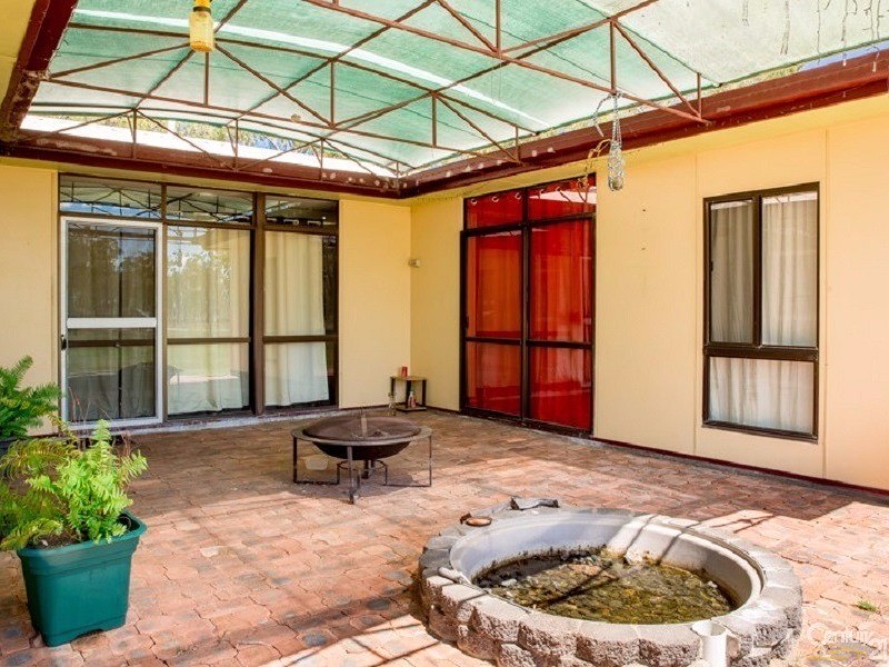 5 Hardy Road, Bouldercombe QLD 4702
