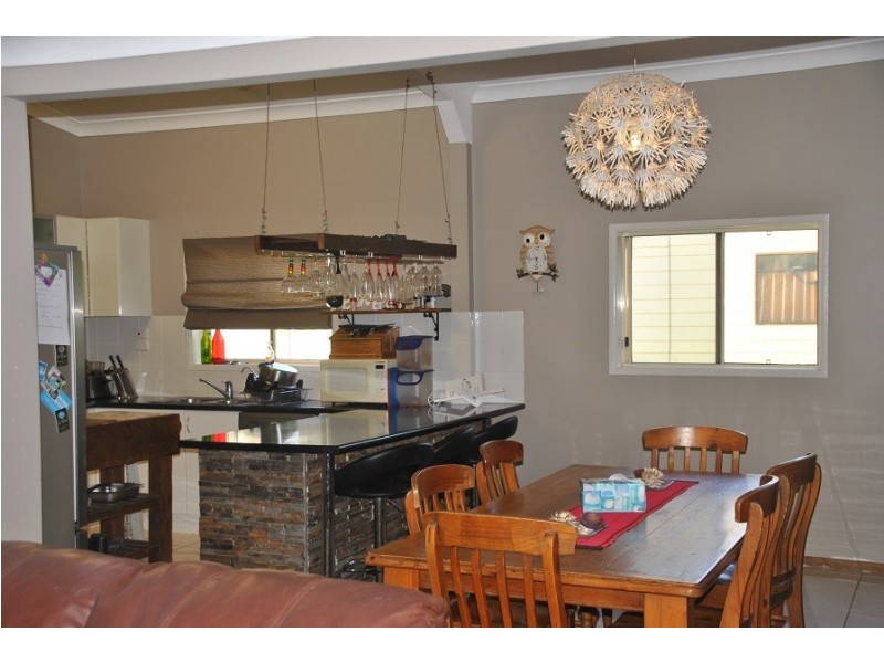 128 Dendle Road, Milman QLD 4702