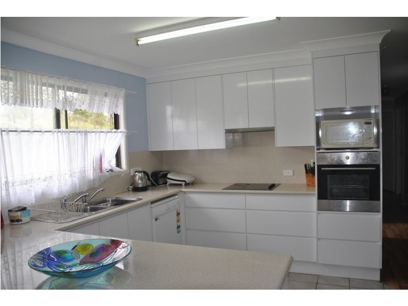 128 Dendle Road, Milman QLD 4702