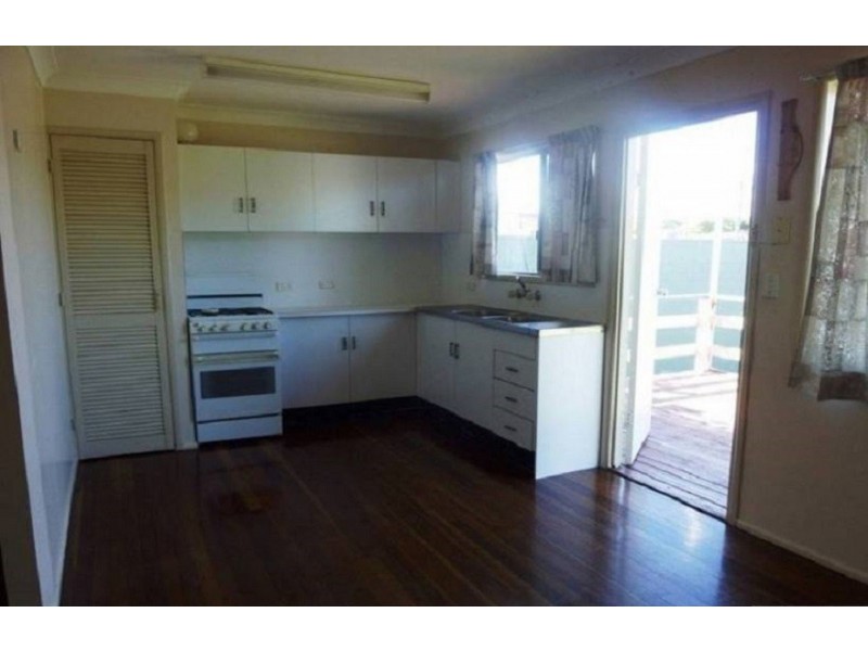 286 Pattemore Street, Kawana QLD 4701