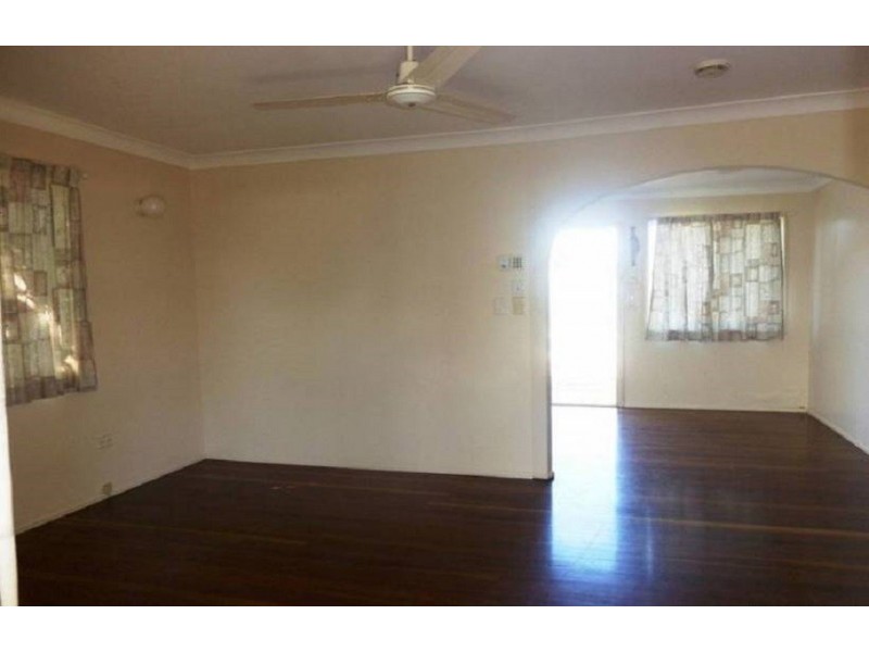 286 Pattemore Street, Kawana QLD 4701