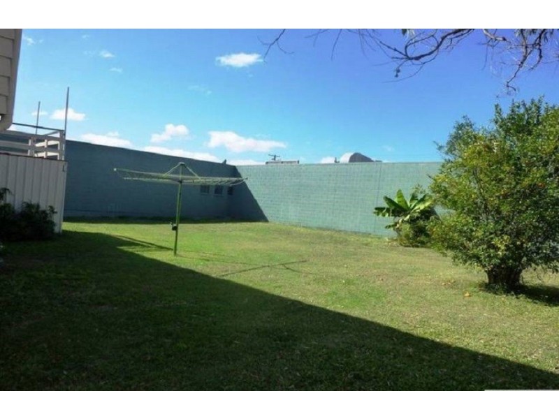 286 Pattemore Street, Kawana QLD 4701