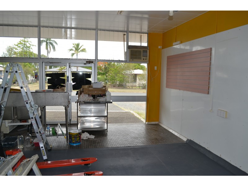 1/287 Dempsey Street, Koongal QLD 4701