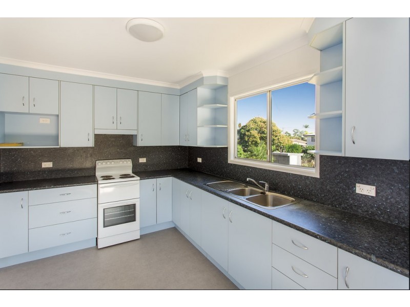 49 Gray Street, Park Avenue QLD 4701