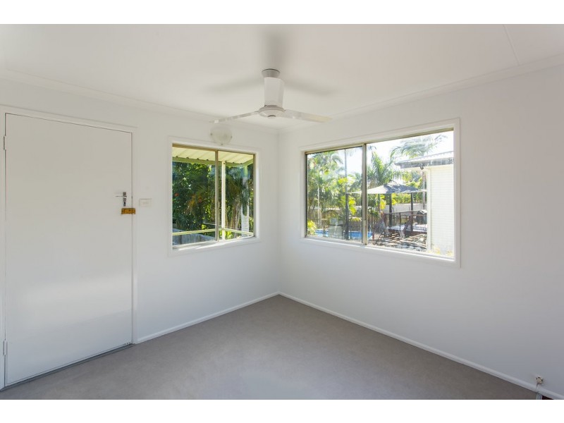 49 Gray Street, Park Avenue QLD 4701