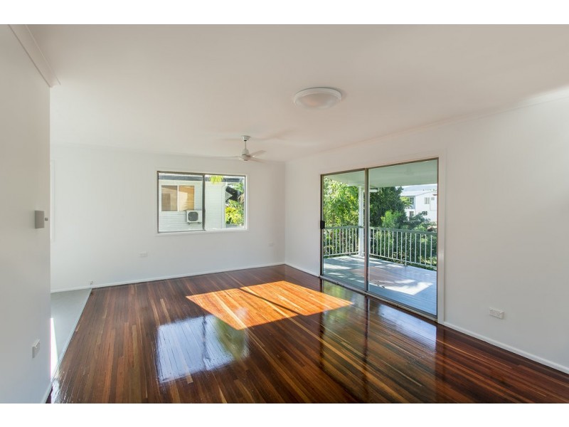 49 Gray Street, Park Avenue QLD 4701