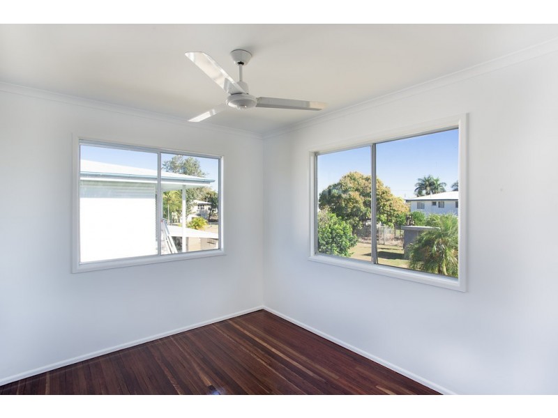 49 Gray Street, Park Avenue QLD 4701