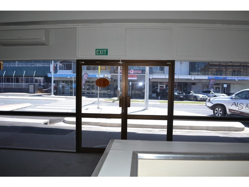 27 East Street, Rockhampton City QLD 4700