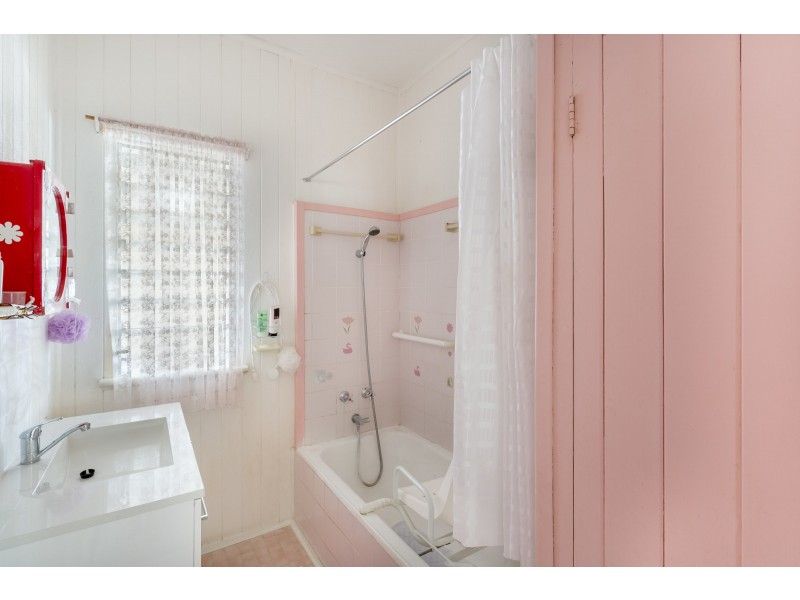 101 Leamington Street, Berserker QLD 4701