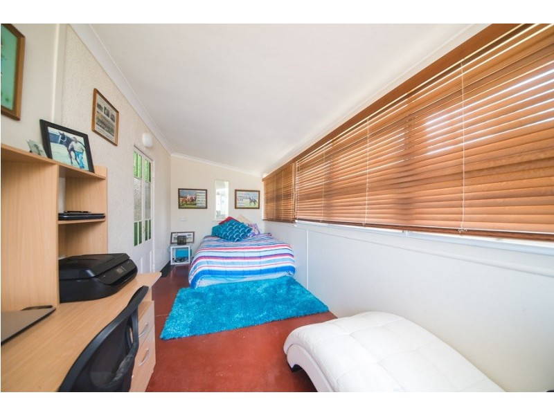 195 Mason Street, Berserker QLD 4701
