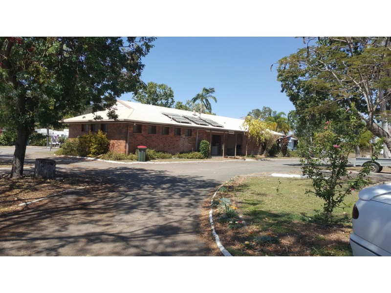 900-904 Yaamba Road, Parkhurst QLD 4702