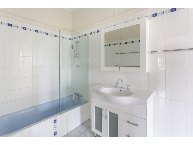 224 Berserker Street, Berserker QLD 4701