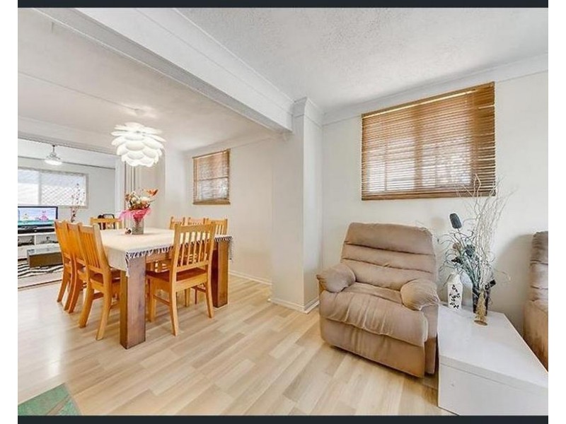 253  Richardson Rd, Kawana QLD 4701