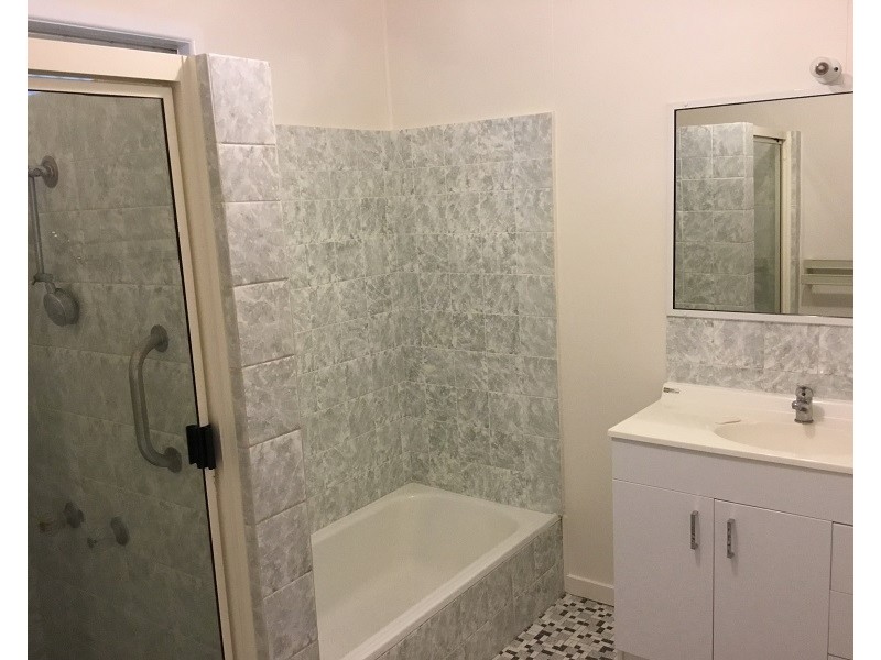 5 Jessie Street, The Range QLD 4700